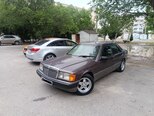 Mercedes 190-2