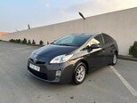 Toyota Prius-8