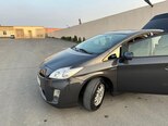 Toyota Prius-19