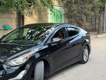 Hyundai Elantra-4