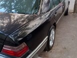 Mercedes 220 E-2