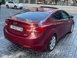 Hyundai Elantra-3
