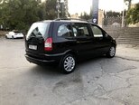 Opel Zafira-19