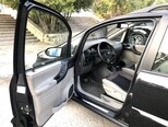 Opel Zafira-12