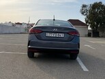 Hyundai Accent-15