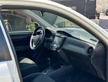 Toyota Corolla Axio-4