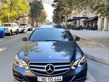 Mercedes E 220-1