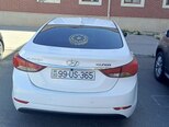 Hyundai Elantra-7