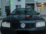 Volkswagen Jetta-1