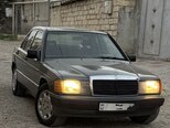 Mercedes 190-1