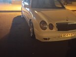 Mercedes E 220-4