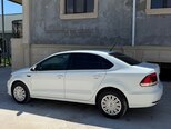 Volkswagen Polo-9