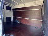 Ford Transit-9
