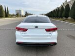 Kia Optima-4