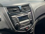 Hyundai Accent-7