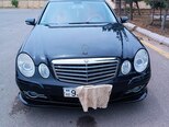 Mercedes E 220-1