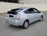 Toyota Prius-4