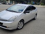 Toyota Prius-2