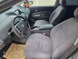 Toyota Prius-12
