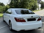 Lexus LS 600h-2