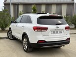 Kia Sorento-8