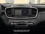 Kia Sorento-12