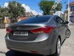 Hyundai Elantra-8