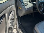 Hyundai Elantra-10