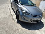 Hyundai Elantra-11