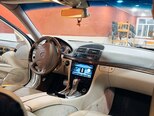 Mercedes E 240-11
