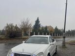 Mercedes E 240-9
