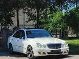 Mercedes E 240-2