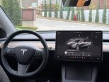 Tesla Model Y-6