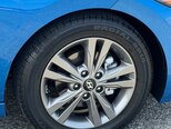 Hyundai Elantra-21
