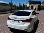 Hyundai Elantra-5