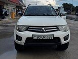 Mitsubishi L200-1