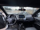 Mitsubishi L200-10