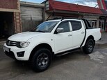 Mitsubishi L200-9