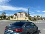 Hyundai Sonata-4