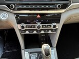 Hyundai Elantra-9