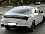 Hyundai Elantra-9