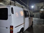Ford Transit-8