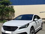 Hyundai Sonata-4
