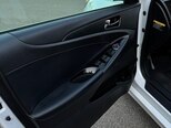 Hyundai Sonata-11