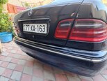 Mercedes E 270-2