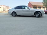 Mercedes E 270-10
