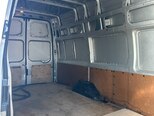 Ford Transit-8