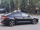 Hyundai Elantra-5