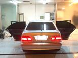 Mercedes E 240-8