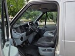 Ford Transit-12